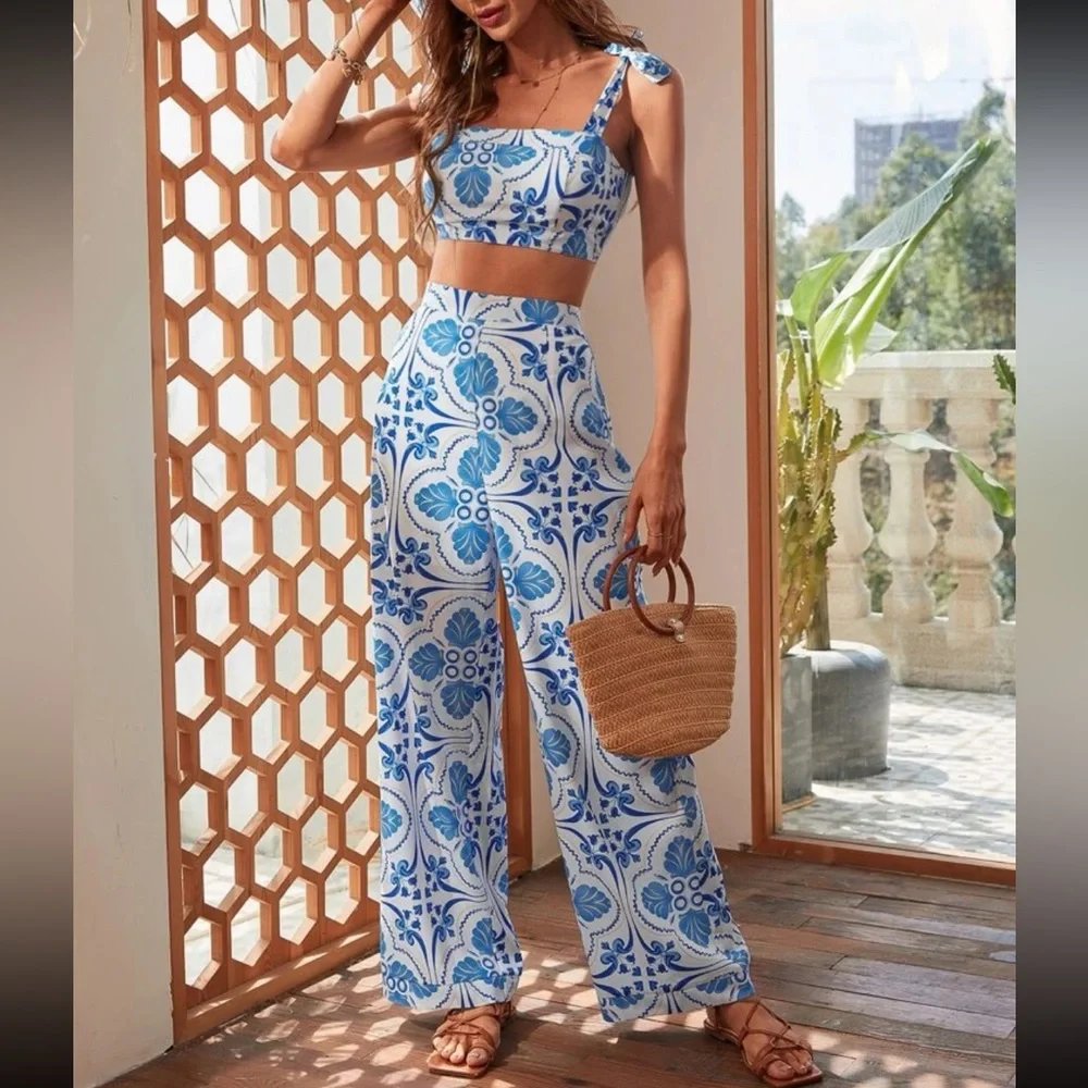 Floral Print Crop Cami Top & Pants Set - Picture 4 of 4